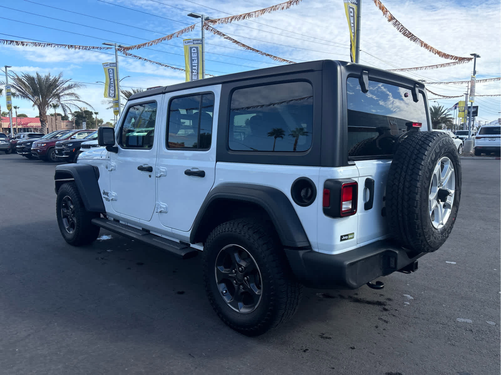 Used 2021 Jeep Wrangler Unlimited Sport image 12