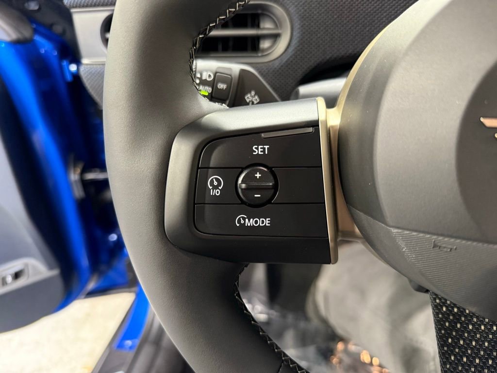 Certified 2025 MINI Cooper S image 10