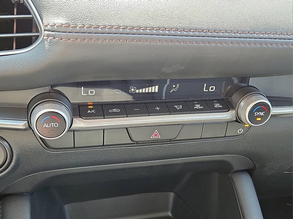 New 2025 MAZDA MAZDA3 s image 26