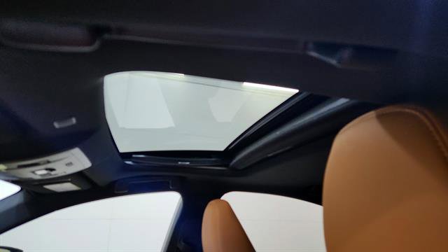 Used 2023 Lexus IS 300 w/ Comfort Package image 13