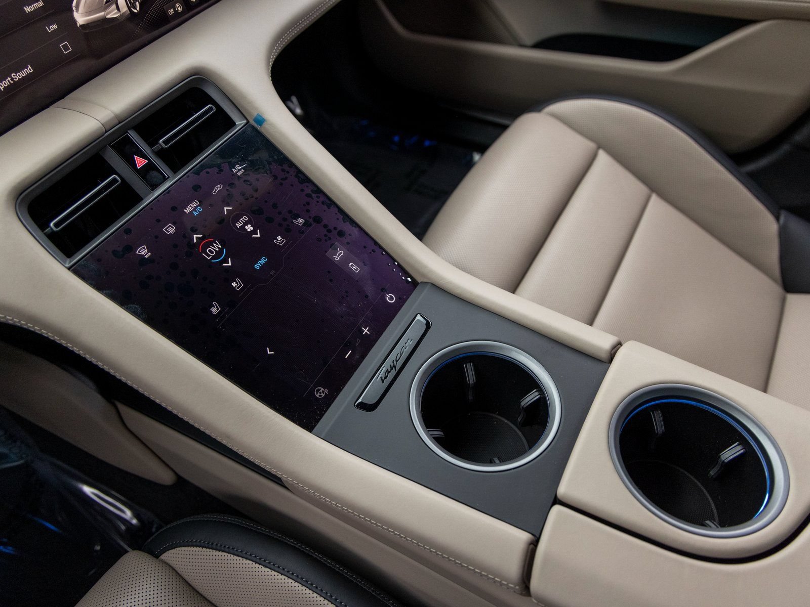 New 2025 Porsche Taycan 4S AWD/4WD image 34
