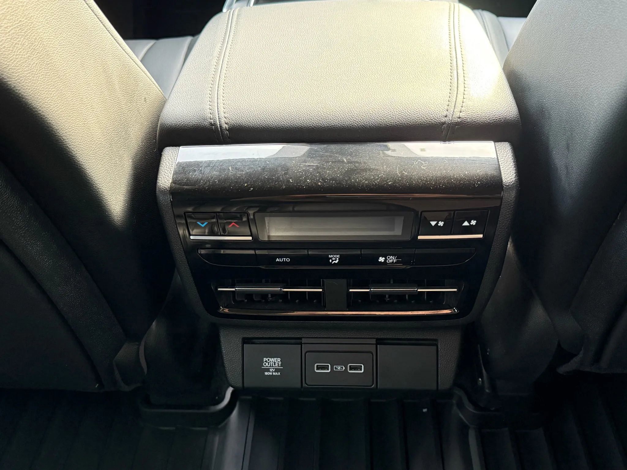 Used 2022 Acura MDX SH-AWD image 33