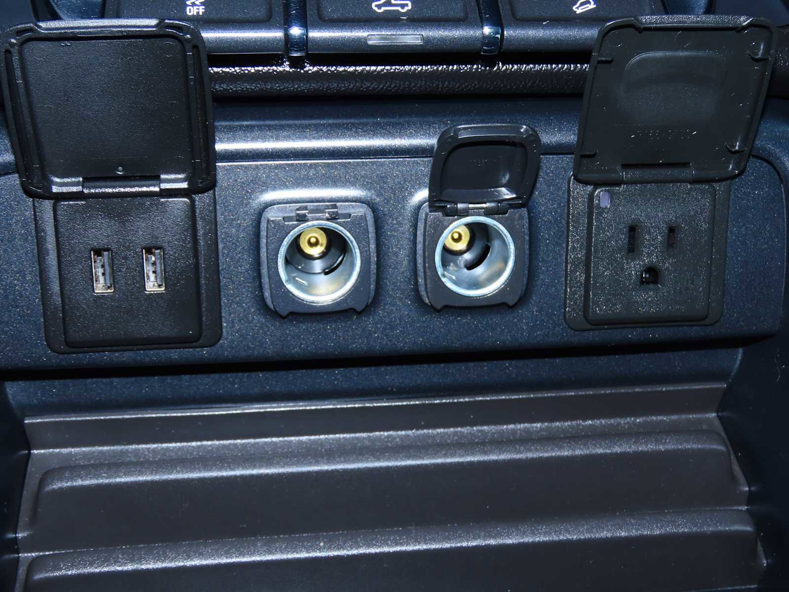 Used 2016 Chevrolet Silverado 2500 LT w/ All Star Edition image 28