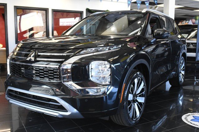 New 2026 Mitsubishi Outlander SEL AWD/4WD image 1