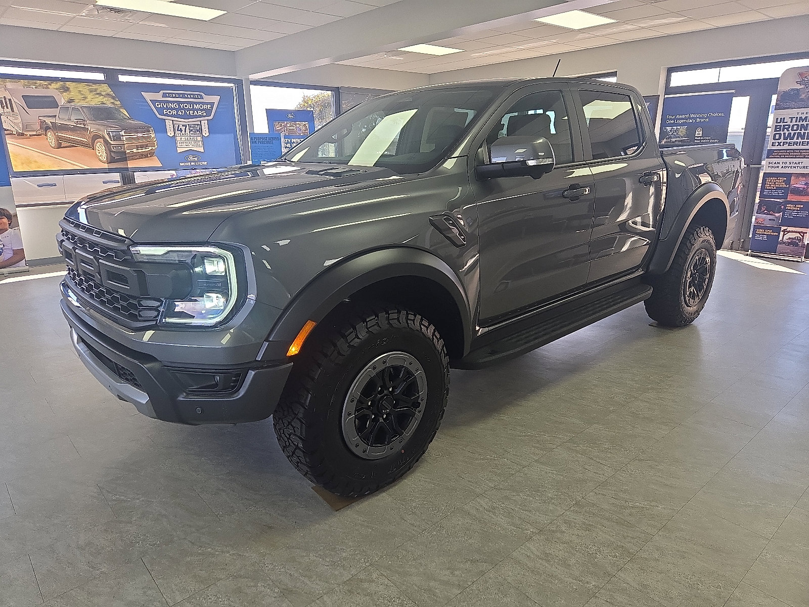 New 2025 Ford Ranger Raptor image 9