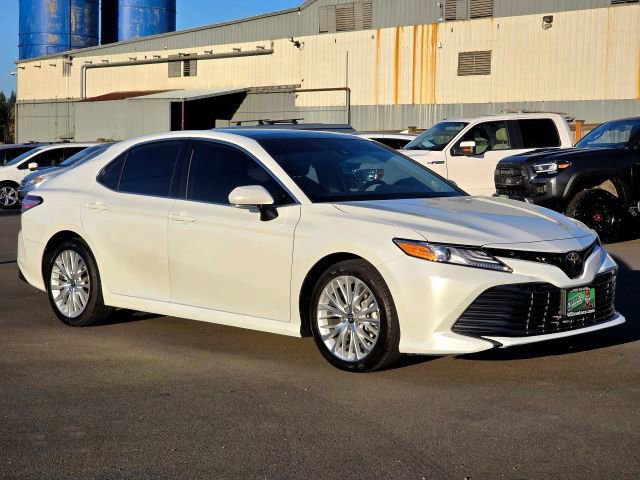Used 2020 Toyota Camry XLE w/ Navigation Package AWD/4WD image 1