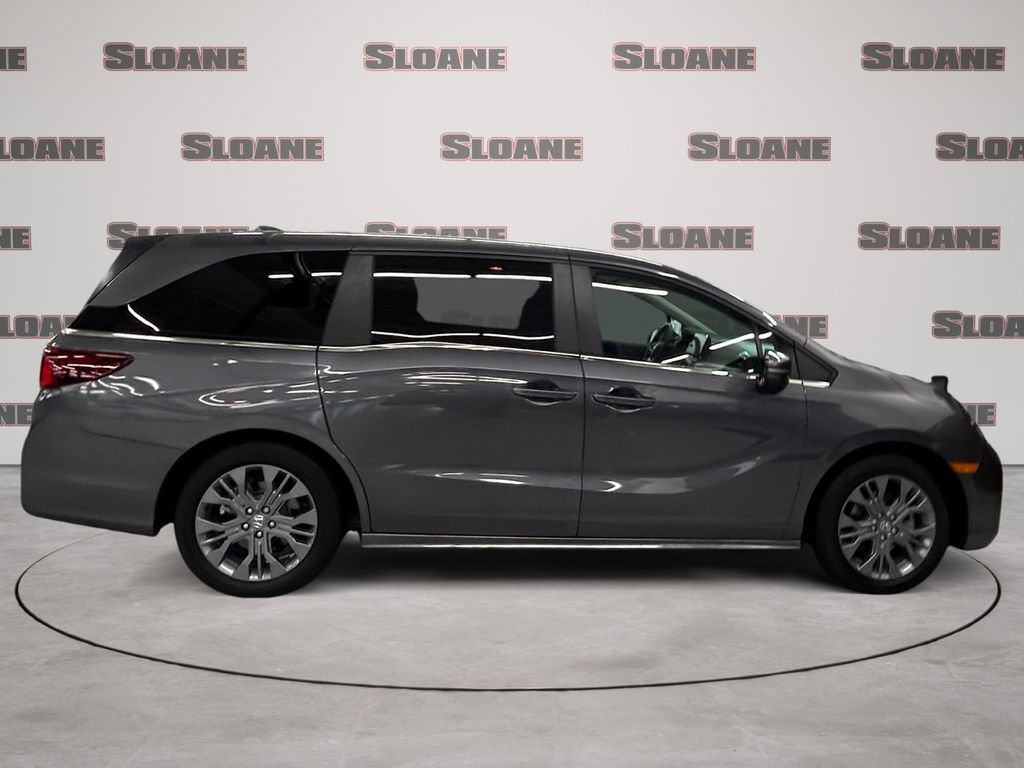Certified 2025 Honda Odyssey Touring image 6