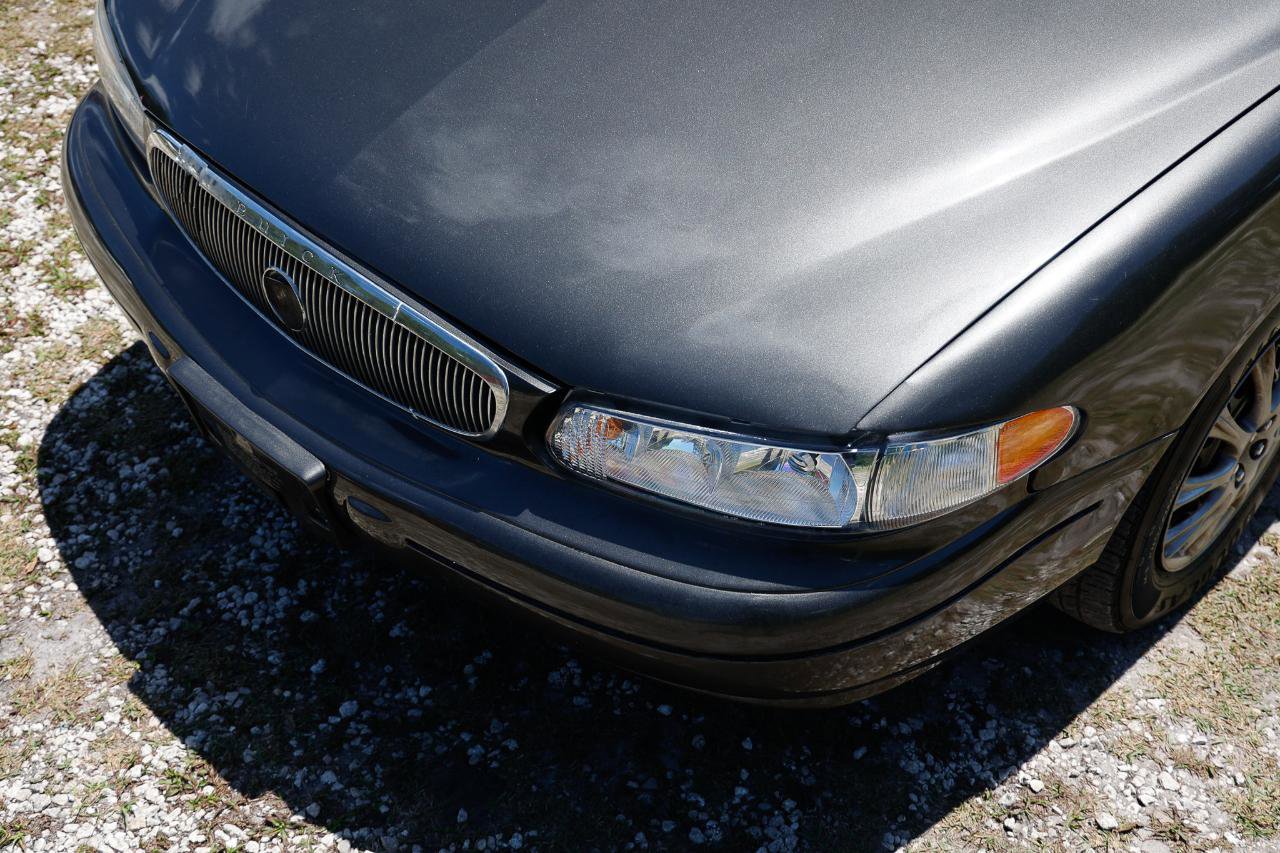 Used 2001 Buick Century Custom w/ Premium Pkg FWD image 25