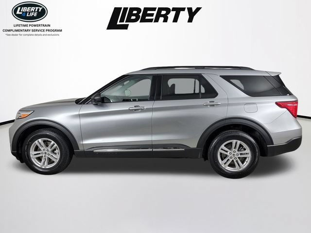 Certified 2024 Ford Explorer XLT w/ Equipment Group 202A AWD/4WD image 8