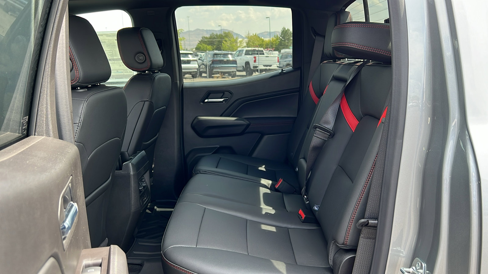 New 2026 Chevrolet Colorado Z71 w/ Technology Package image 15