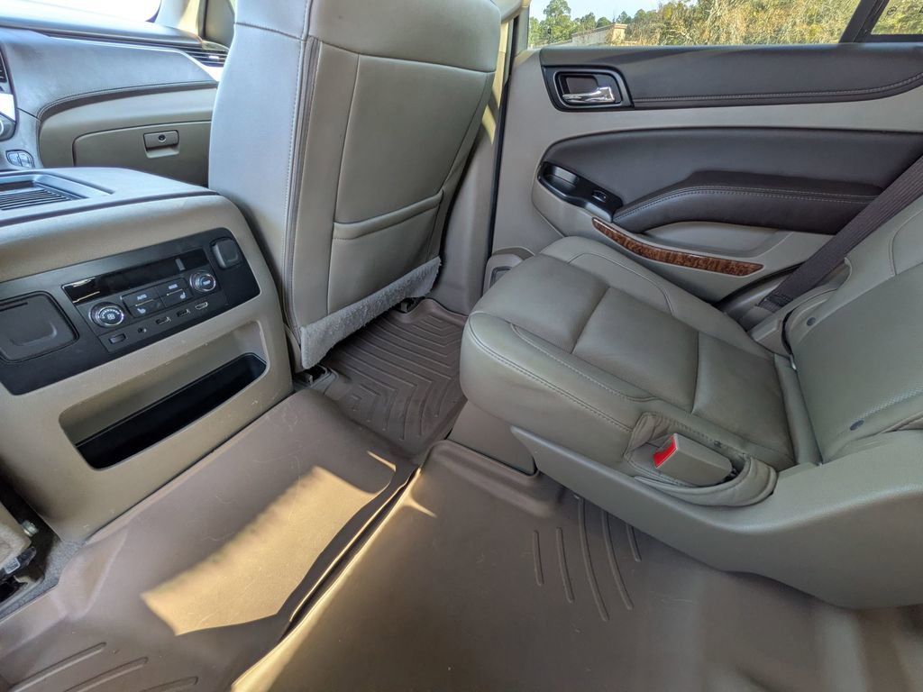 Used 2019 Chevrolet Tahoe Premier RWD image 34