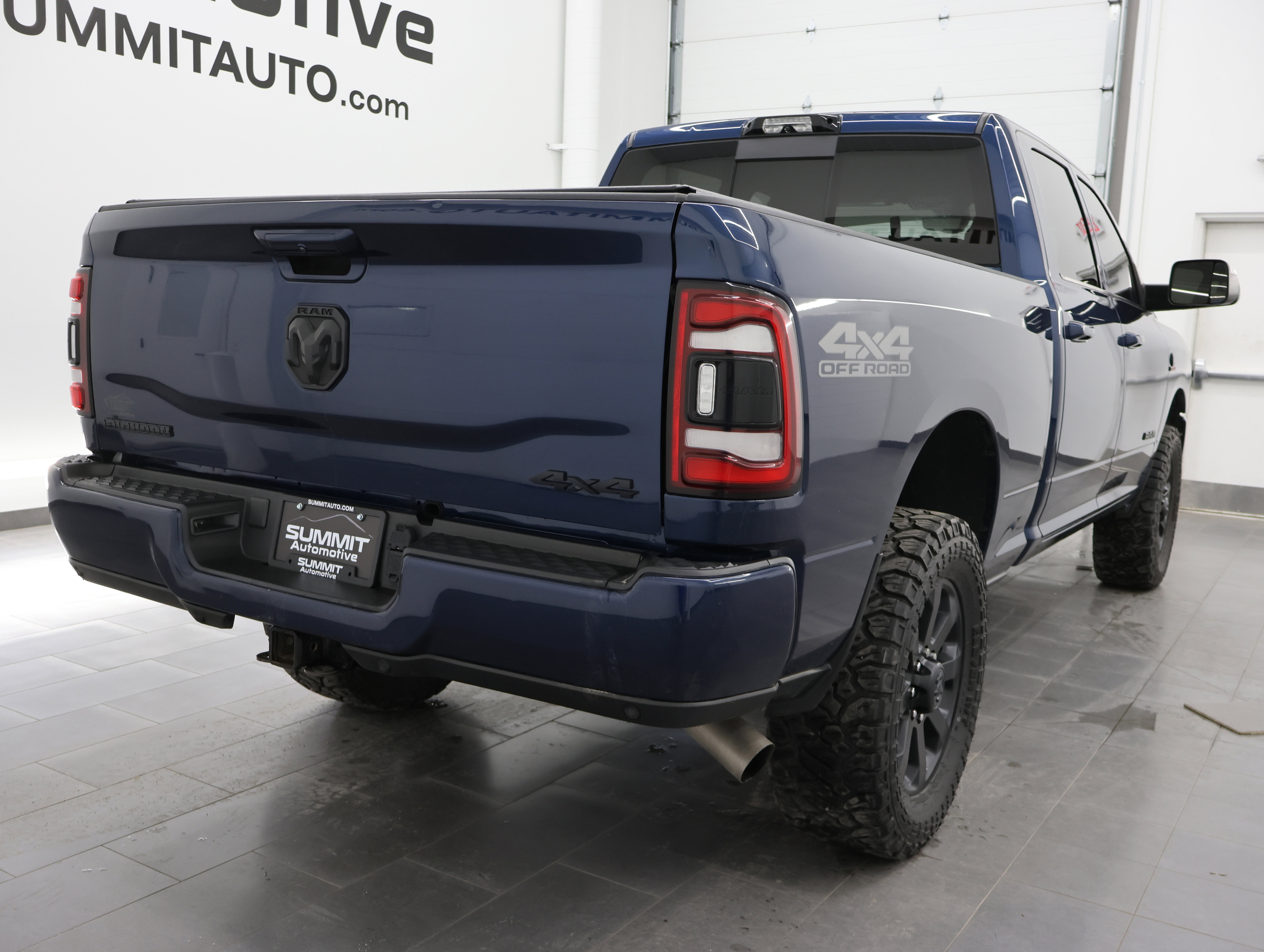 Used 2022 RAM 2500 Big Horn w/ Level C Equiment Group AWD/4WD image 4