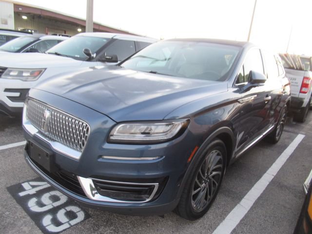 Used 2019 Lincoln Nautilus Reserve image 3
