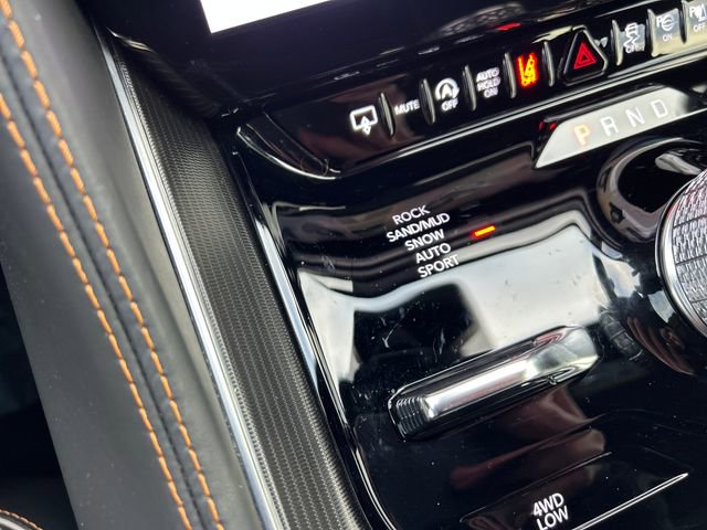 Used 2024 Jeep Grand Wagoneer Series III w/ Rear Seat Video Group 1 image 22