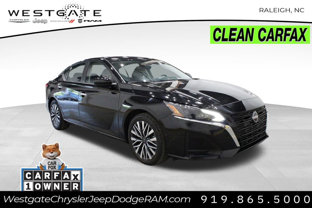 Used 2023 Nissan Altima 2.5 SV