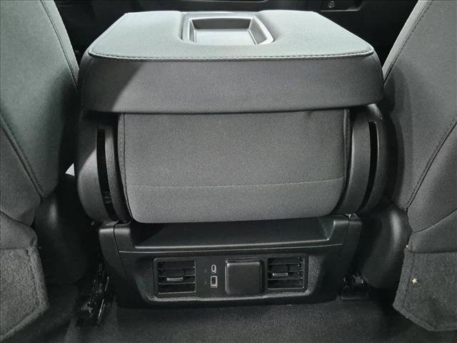 Used 2023 Chevrolet Silverado 1500 LT RWD image 16