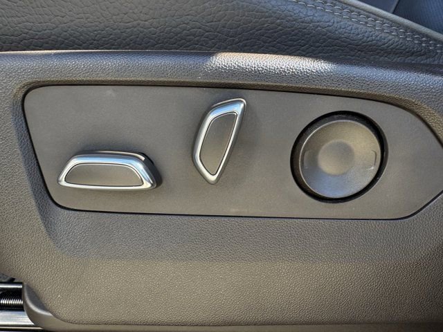 Used 2022 GMC Sierra 1500 Denali AWD/4WD image 29