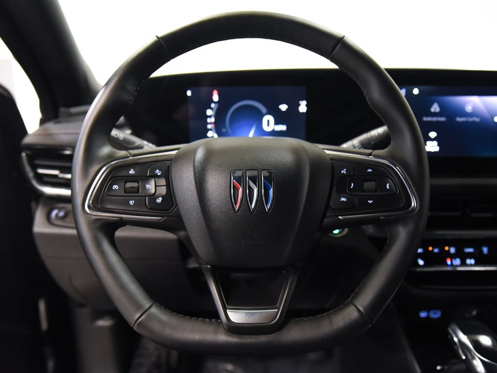 Used 2025 Buick Envista Avenir FWD image 16