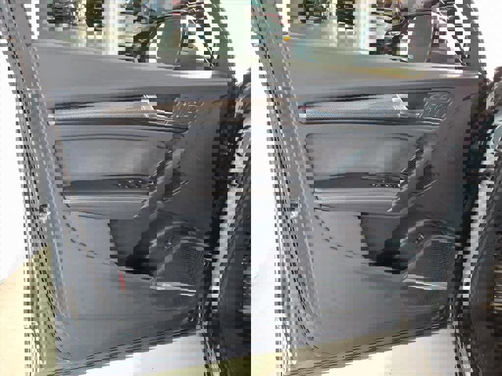 Used 2021 Audi SQ5 Premium Plus w/ Premium Plus Package image 10