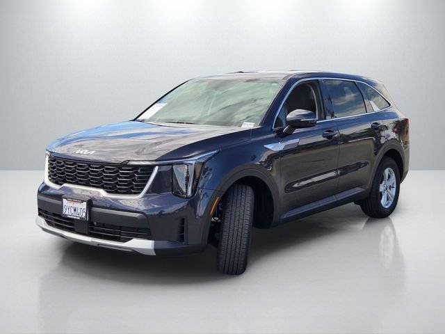 Used 2026 Kia Sorento LX FWD image 8