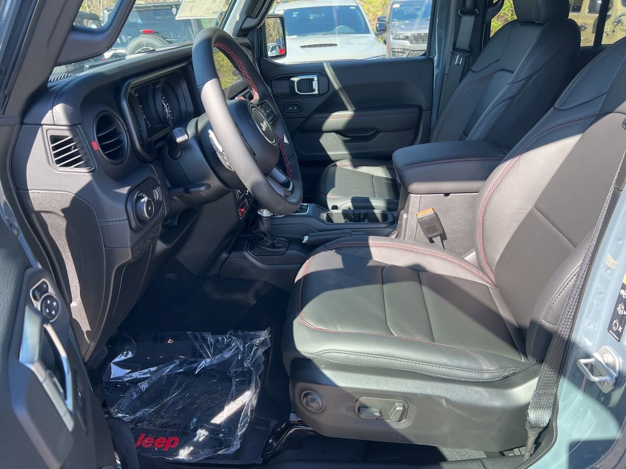 New 2026 Jeep Wrangler Unlimited Rubicon 392 image 14