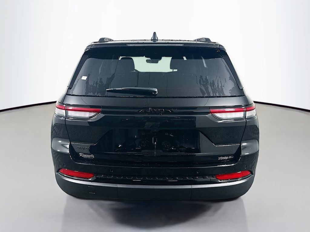 New 2025 Jeep Grand Cherokee Altitude image 6