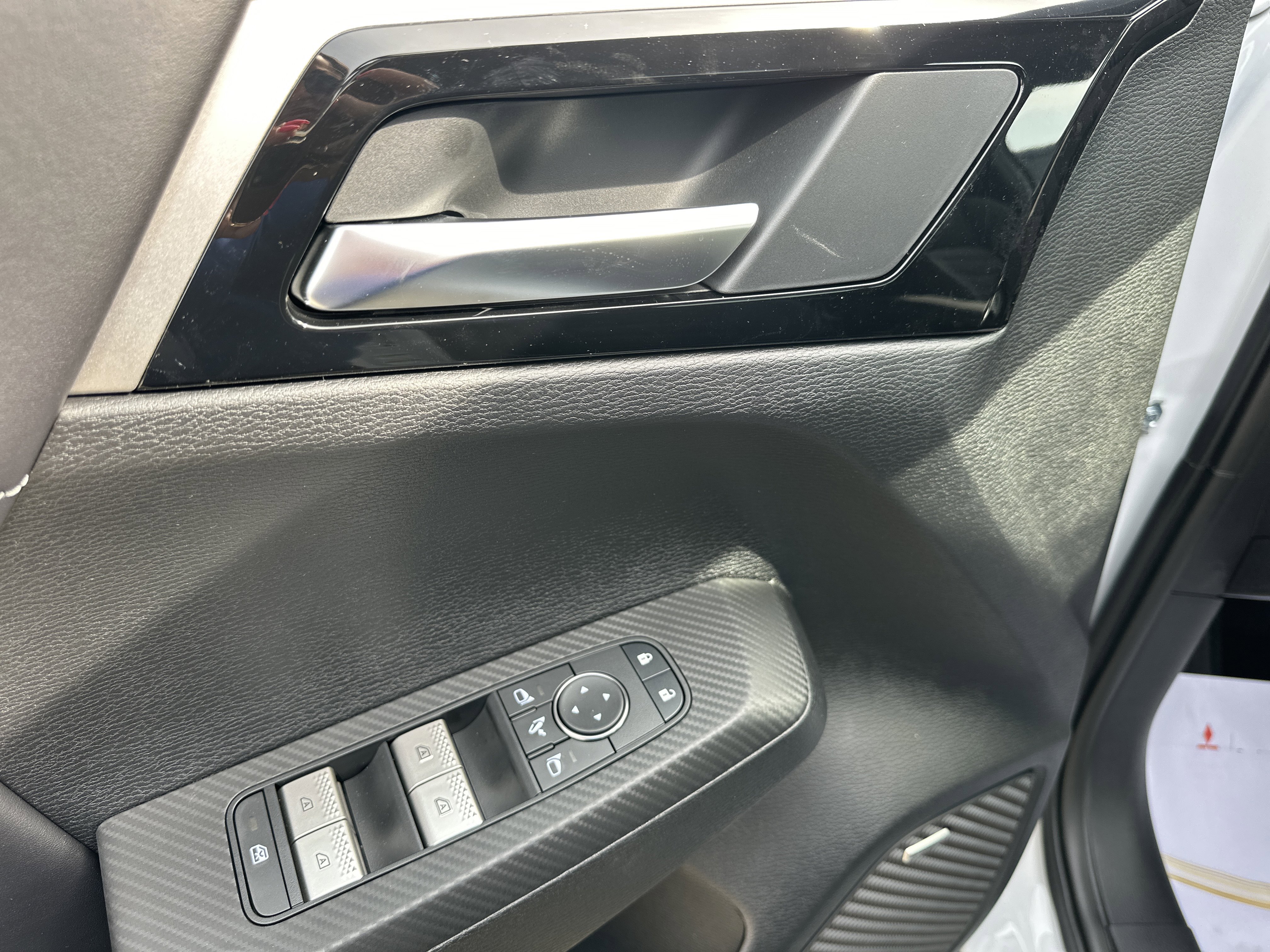 New 2026 Mitsubishi Outlander Trail Edition AWD/4WD image 9