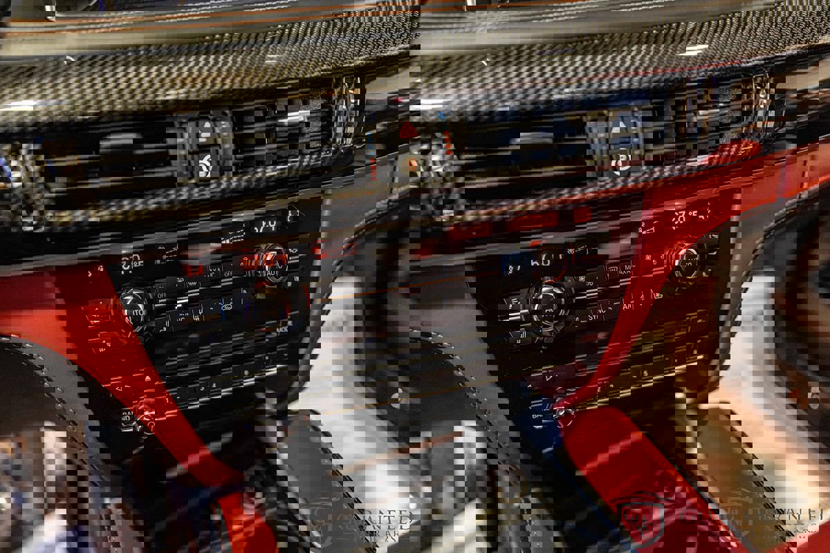 Used 2016 BMW X5 M image 28