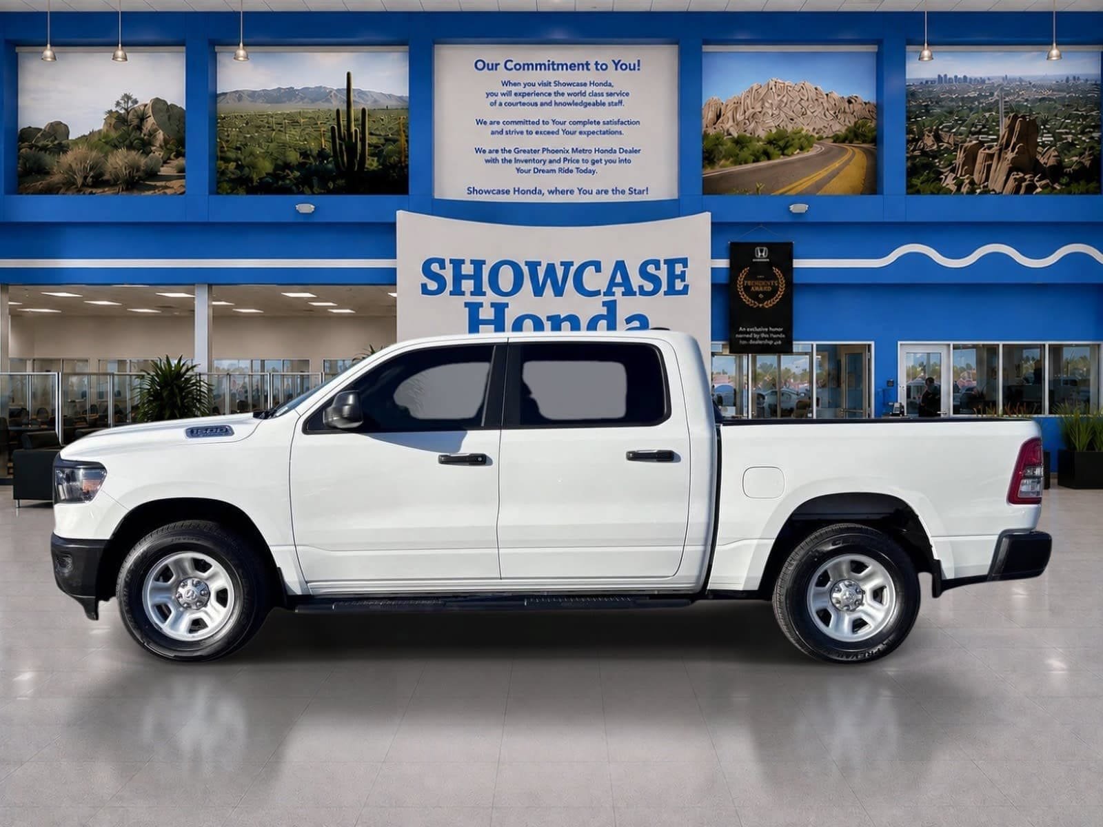 Used 2024 RAM 1500 Tradesman AWD/4WD image 4