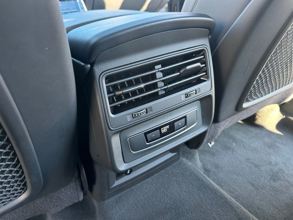 Used 2025 Audi Q7 3.0T Premium Plus image 29