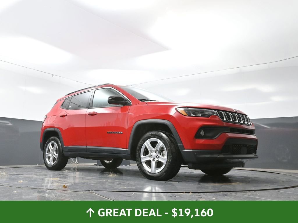 Used 2024 Jeep Compass Latitude image 52