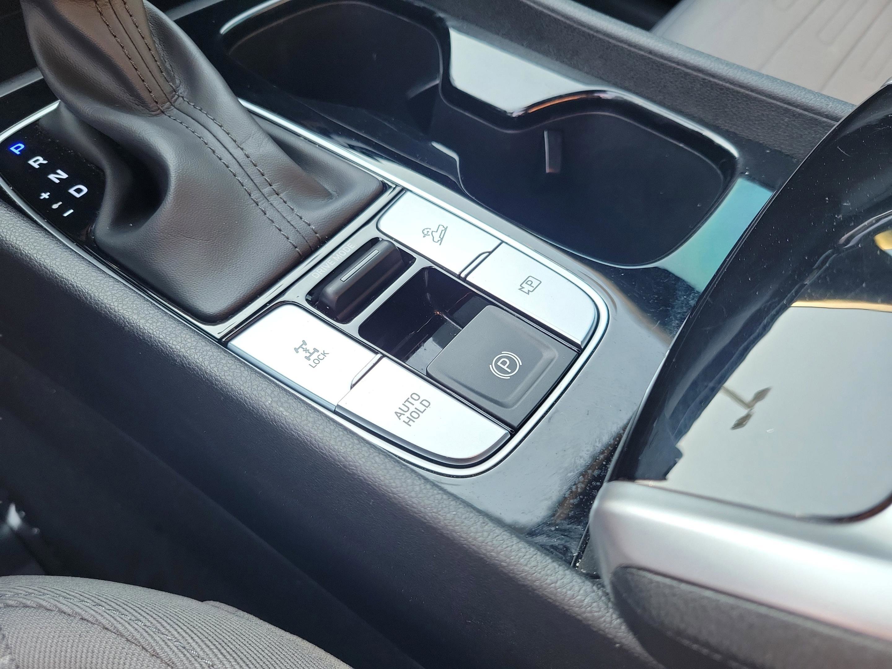 Used 2023 Hyundai Santa Cruz SE image 29