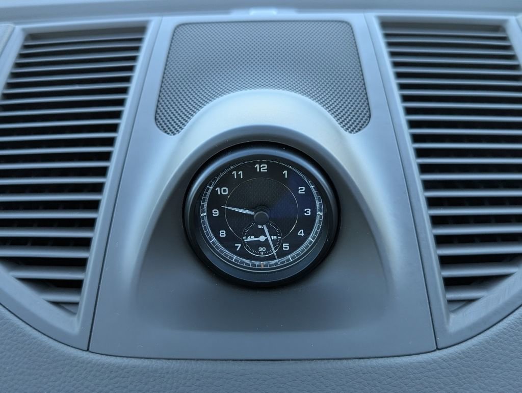 Certified 2024 Porsche Macan image 15