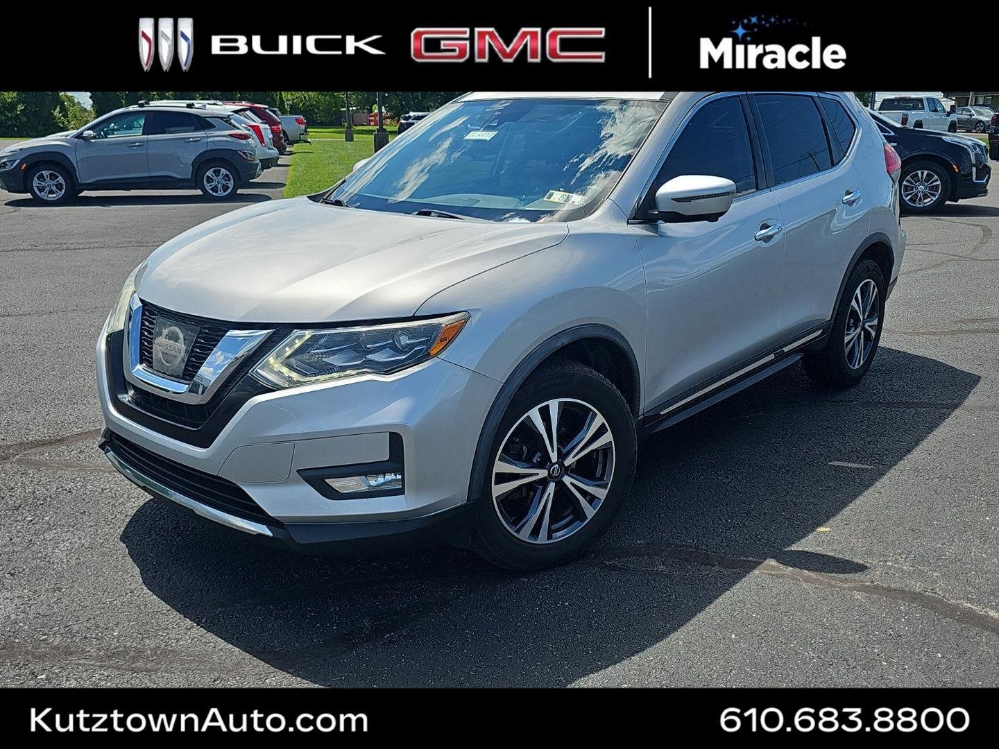 Used 2017 Nissan Rogue SL w/ SL Premium Package AWD/4WD image 1