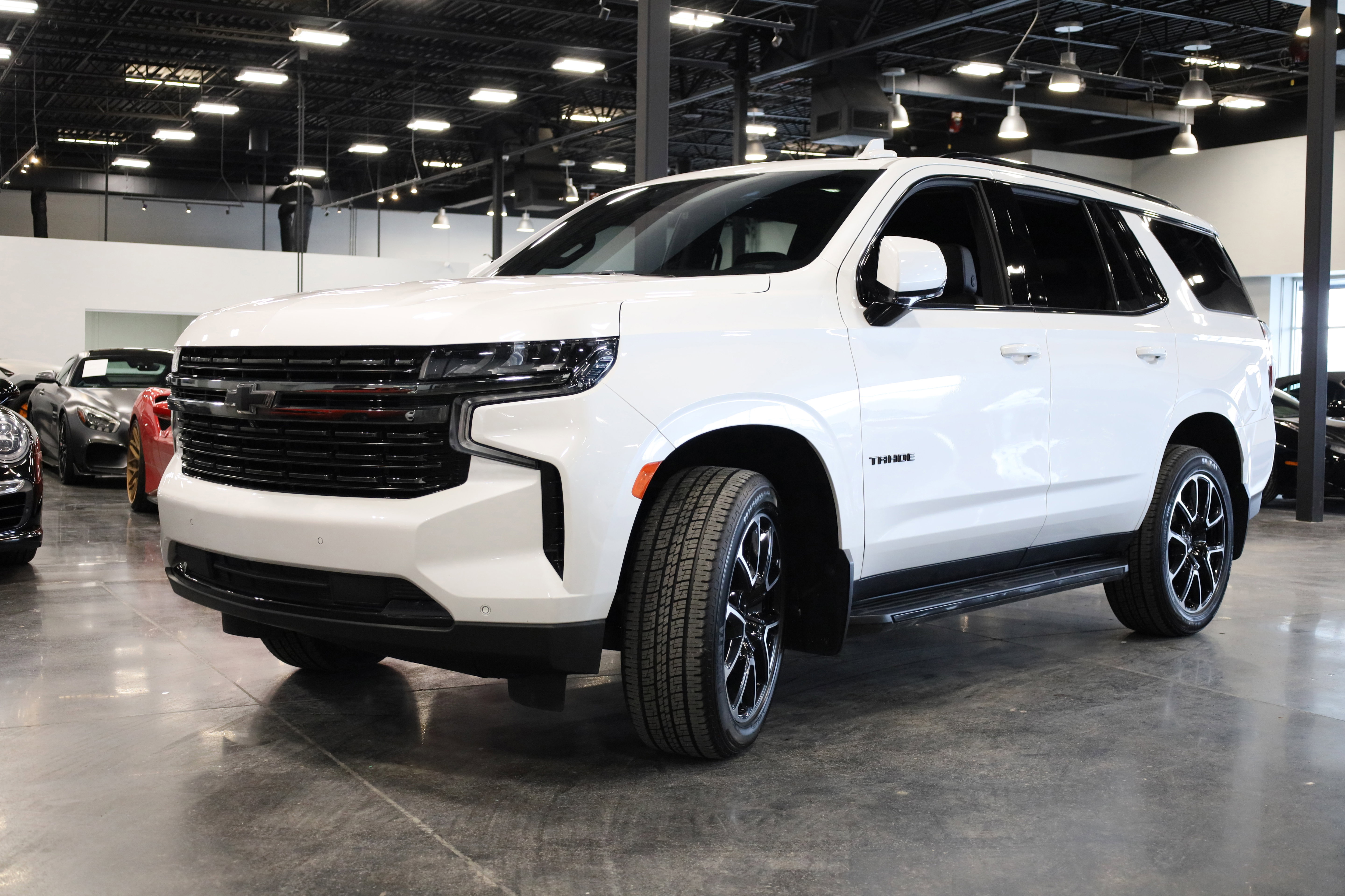 Used 2022 Chevrolet Tahoe RST w/ Luxury Package image 3