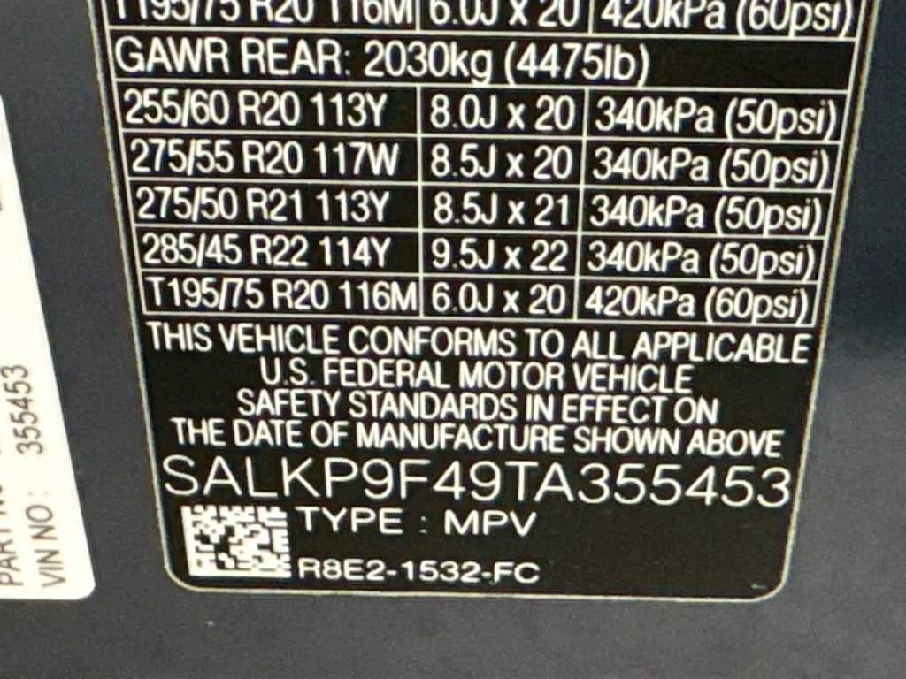 New 2026 Land Rover Range Rover SE image 32