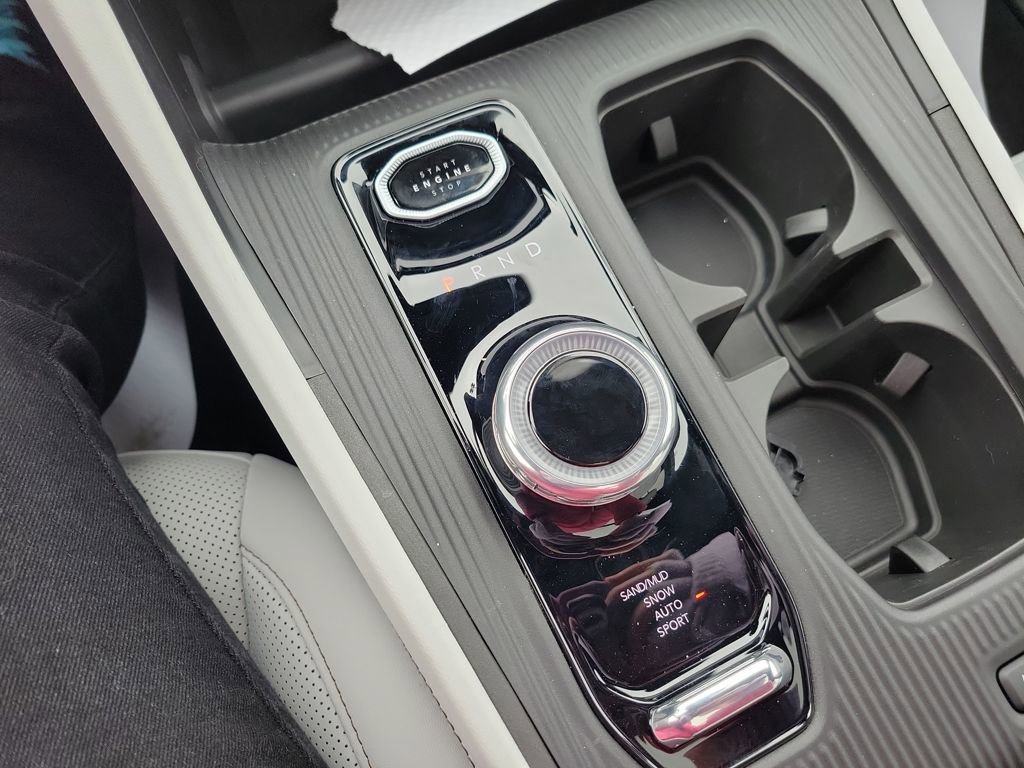 New 2026 Jeep Cherokee Overland image 14