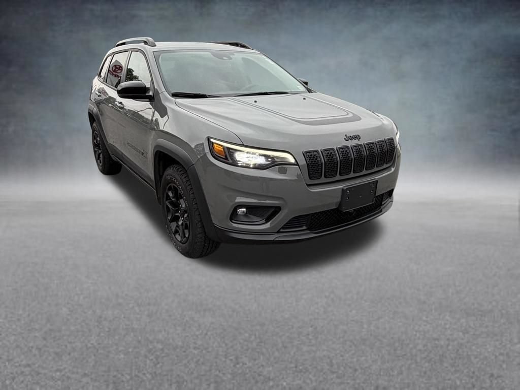 Used 2022 Jeep Cherokee Latitude AWD/4WD image 8