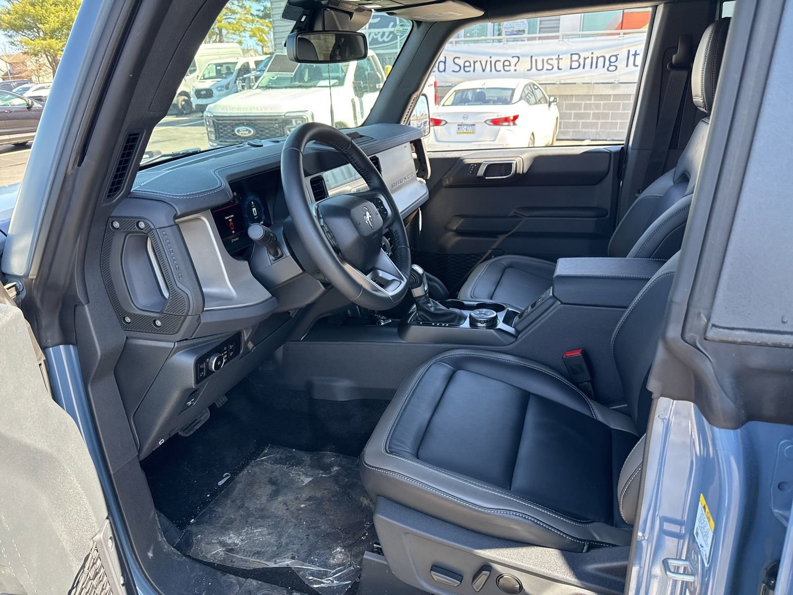 New 2025 Ford Bronco Outer Banks w/ Sasquatch Package AWD/4WD image 18