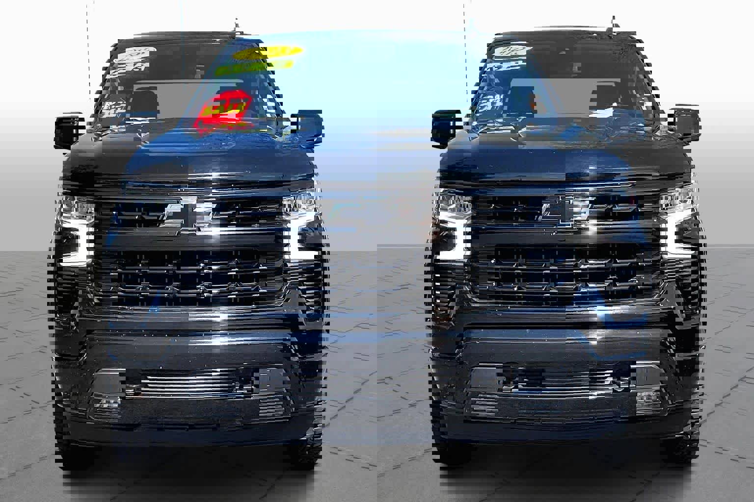 Used 2023 Chevrolet Silverado 1500 RST image 4