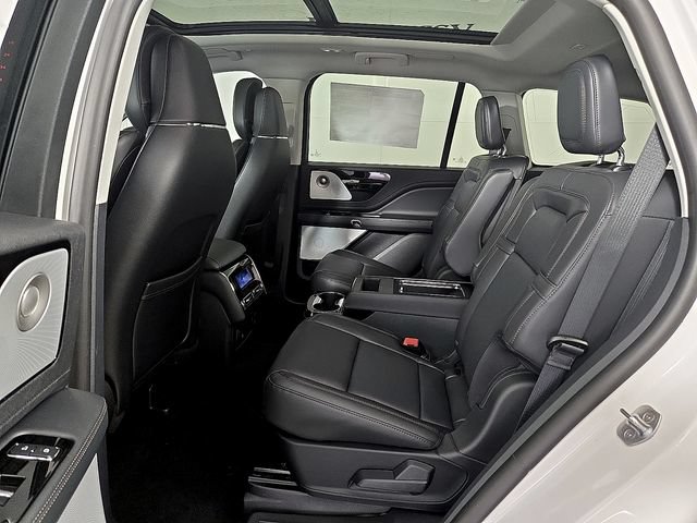 New 2026 Lincoln Aviator Reserve AWD/4WD image 10