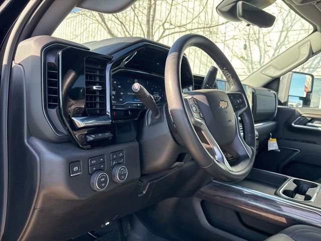 Certified 2025 Chevrolet Silverado 2500 LTZ w/ LTZ Premium Package image 10