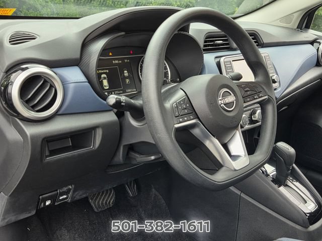 Used 2025 Nissan Versa SV FWD image 10