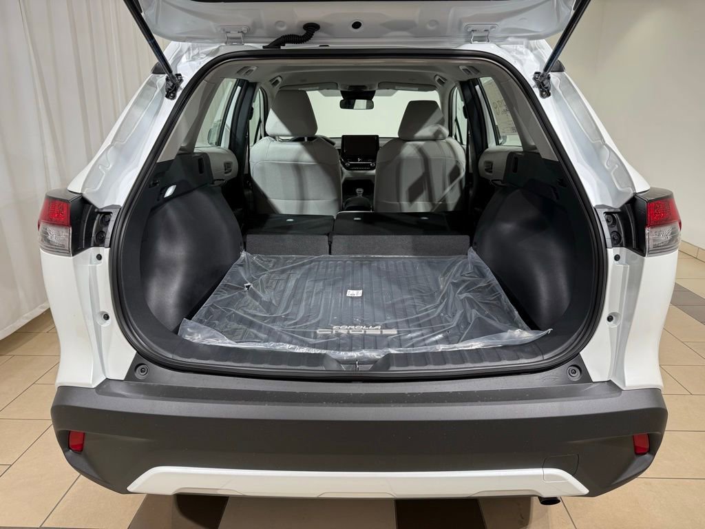 New 2026 Toyota Corolla Cross L image 12