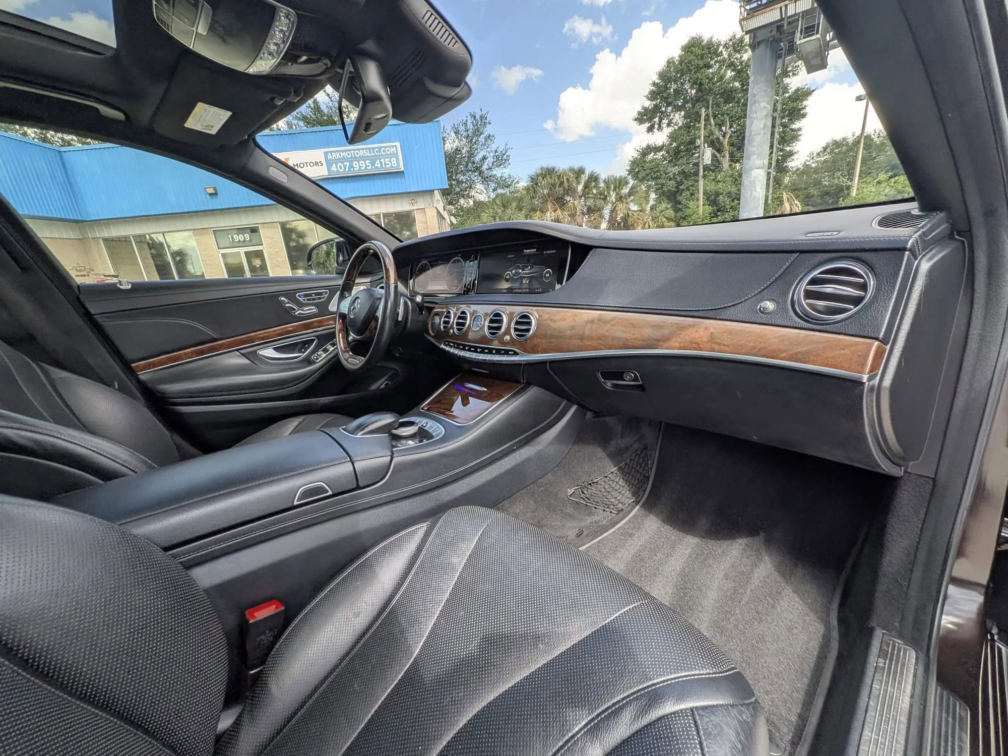 Used 2014 Mercedes-Benz S 550 Sedan image 8