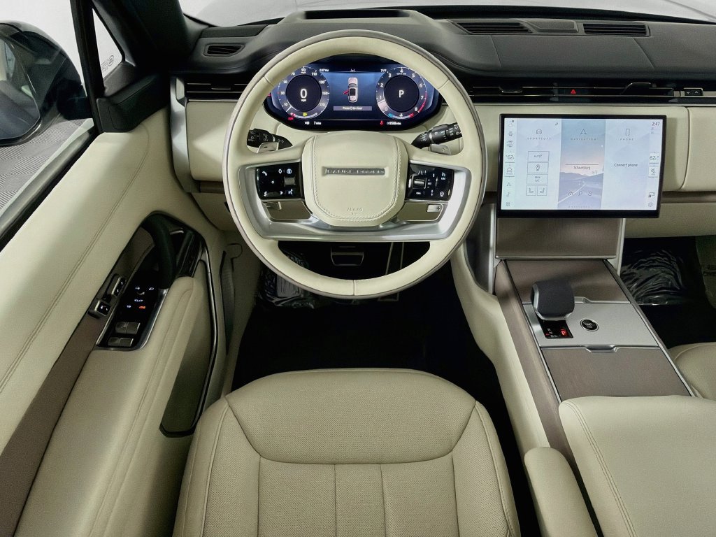 Used 2025 Land Rover Range Rover Long Wheelbase Autobiography AWD/4WD image 24