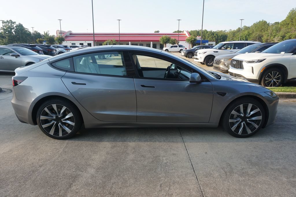 Used 2024 Tesla Model 3 Standard Range RWD image 29