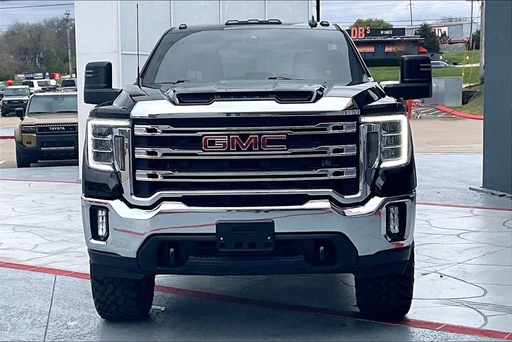 Used 2021 GMC Sierra 2500 SLE w/ SLE Value Package; image 3