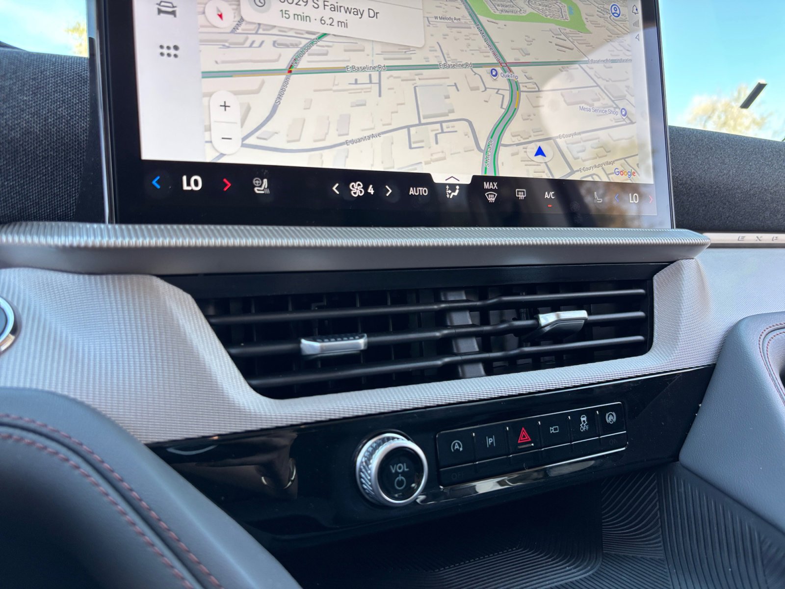 Used 2026 Ford Explorer Active w/ Active Comfort Package image 29