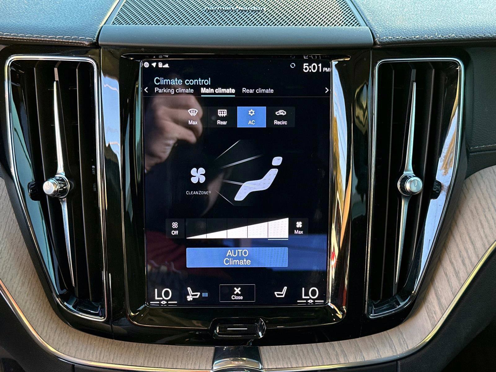 Used 2021 Volvo XC60 T5 Inscription w/ Protection Package Premier image 22